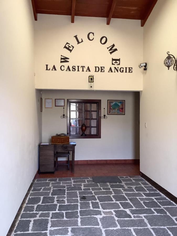 La Casita De Angie Hotel Antigua Exterior photo